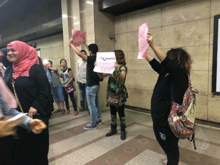 ملف:حملة “بدّل تذكرة المترو مع غيرك”.jpg