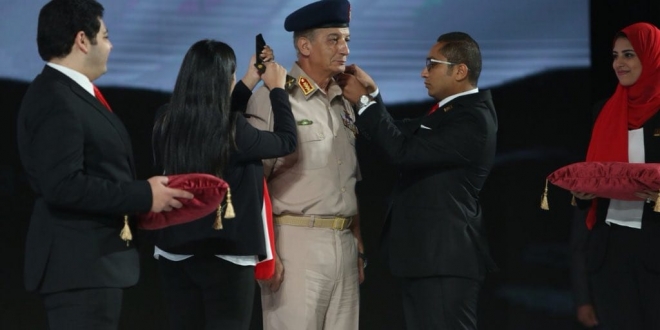 ملف:رسائل جديدة يمررها المنقلب للمصريين من “تحت القبة.jpg