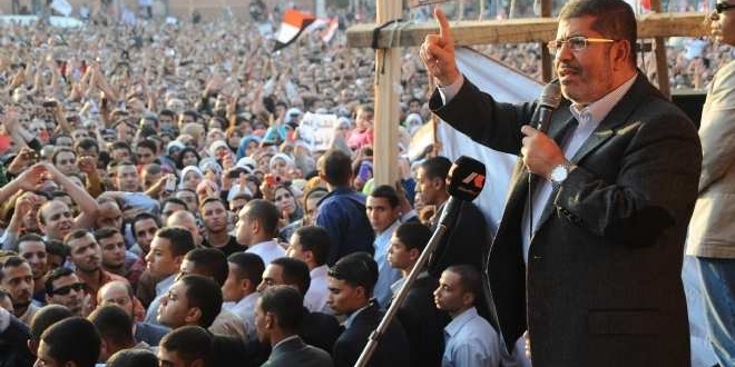 ملف:بينه وبينهم الجماهير...jpg