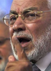 الأستاذ محمد مهدي عاكف