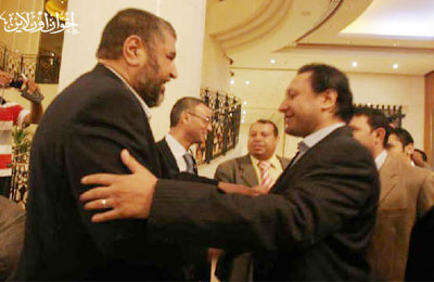 ملف:روابط3892011.jpg