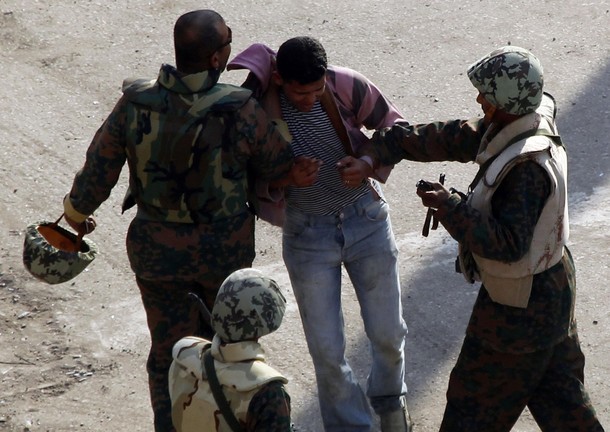 ملف:إحتدام الثورة (4).jpg