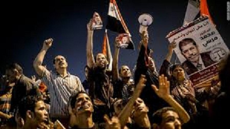 ملف:رغم السّجان.. لماذا يزيد إصرار الشارع.jpg