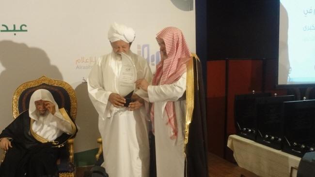 ملف:جعفر شيخ إدريس (6).jpg