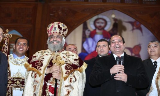 ملف:زفة الكنيسة للسيسي.jpg