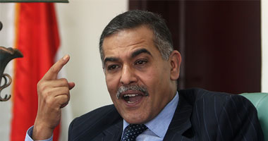 ملف:طلعت السادات.jpg