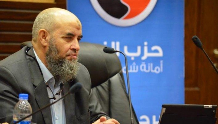 ملف:يحلم بخُمس مقاعد البرلمان..jpg