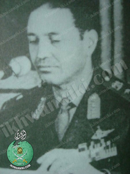 ملف:الشاذلي-قبل-تنحية.jpg