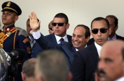 في دكتاتورية السيسي الحرية عبودية.jpg