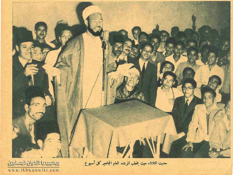 ملف:الإمام-الشهيد-حسن-البنا-في-إحدى-اللقاءات.jpg