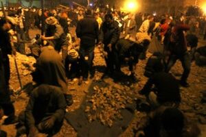 إحتدام الثورة (392).jpg