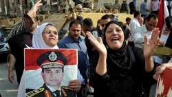 مذبحة رابعة.. مؤيدو الانقلاب شربوا من نفس الكأس.jpg