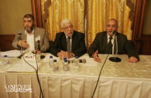 و د حسين.jpg