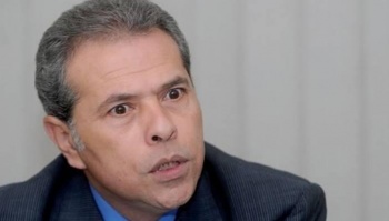 ساخرون من انضمام عكاشة لمرشحي البرلمان.jpg