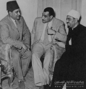 جمال-عبد-الناصر-بين-الشيخ-محمد-فرغلي-ومحمد-حامد-أبو-النصر-قبل-أن-ينقلب-على-الإخوان.png