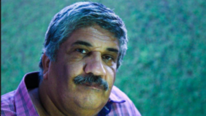 محمد منير يكتب.png