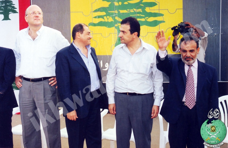 ملف:عبد-الله-بابتي-ونجيب-مقاتي-في-انتخابات-مجلس-النواب-عام-2000م.jpg