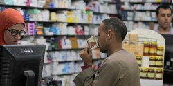 العسكر يرفع أسعار 400 صنف دوائي.jpg