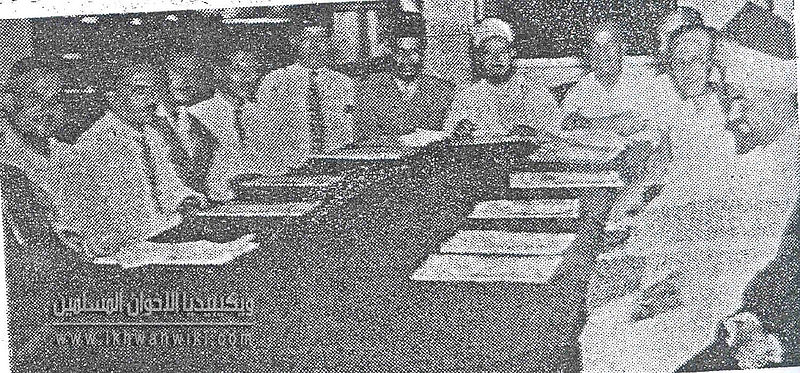 ملف:الإمام-البنا-وعلى-يمنيه-صالح-عشماوي-البهي-الخولي-د-كمال-خليفه-حسني-المليجي-عبد-الحفيظ-الصيفي-عبده.jpg