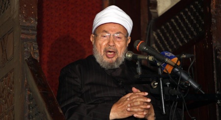 القرضاوي إمامًا.jpg