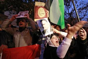 إحتدام الثورة (205).jpg