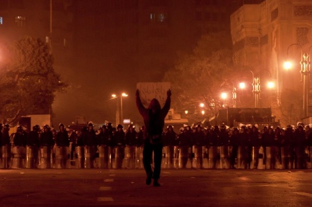 ثورة واحدة.jpg