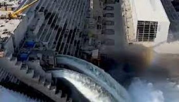 ممدوح حمزة.jpg