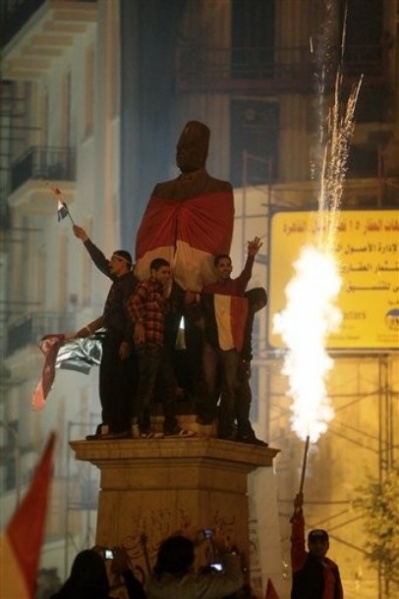 ملف:الإحتفال بالثورة (348).jpg