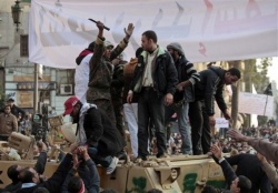 إحتدام الثورة (337).jpg