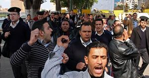 ثورات الشرطة.jpg