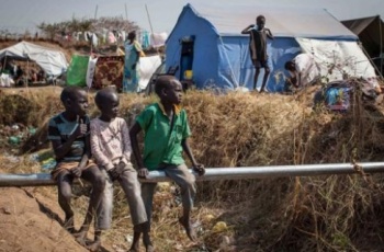 عشرات الأطفال المتشردين جنوب السودان.jpg