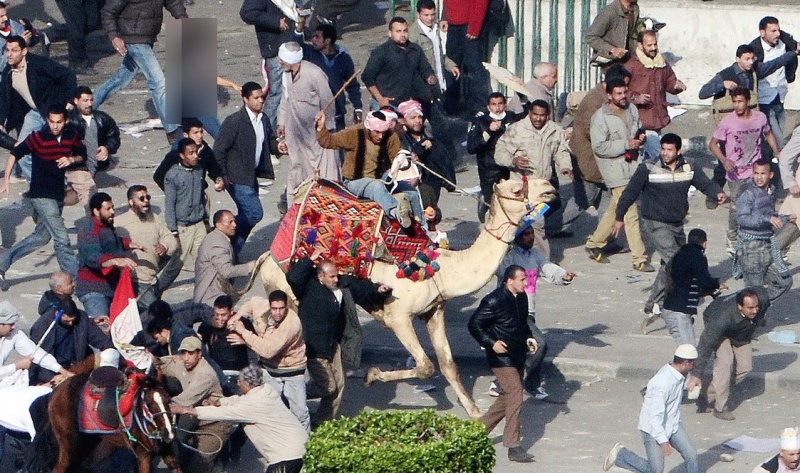 ملف:الحرب خُدع.jpg