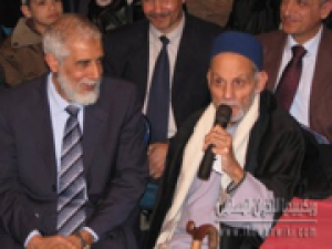 الأستاذ-لاشين-أبو-شنب-والدكتور-محمود-عزت.png