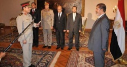 هل يتعلم العسكر درس الديمقراطية.jpg